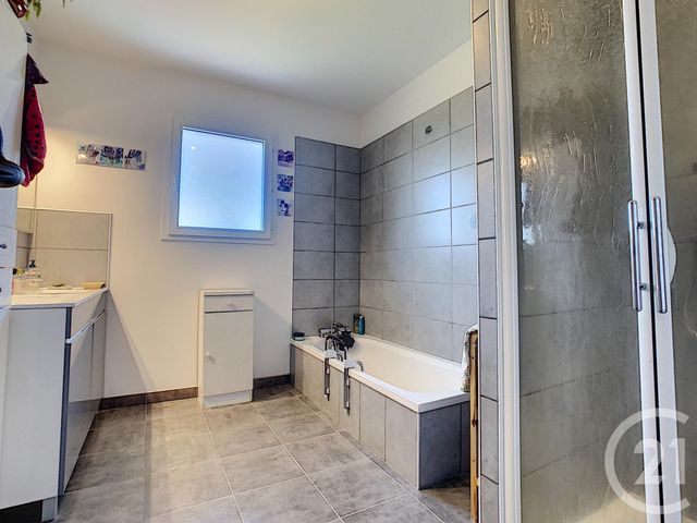 maison à vendre - 4 pièces - 105.0 m2 - SANSSAC L EGLISE - 43 - AUVERGNE - Century 21 L'Agence Du Velay maison à vendre - 4 pièces - 105.0 m2 - SANSSAC L EGLISE - 43 - AUVERGNE - Century 21 L'Agence Du Velay