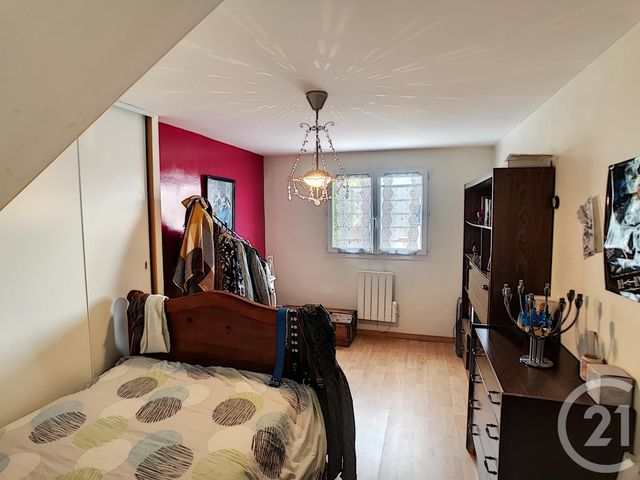 maison à vendre - 5 pièces - 101.39 m2 - LE PUY EN VELAY - 43 - AUVERGNE - Century 21 L'Agence Du Velay maison à vendre - 5 pièces - 101.39 m2 - LE PUY EN VELAY - 43 - AUVERGNE - Century 21 L'Agence Du Velay