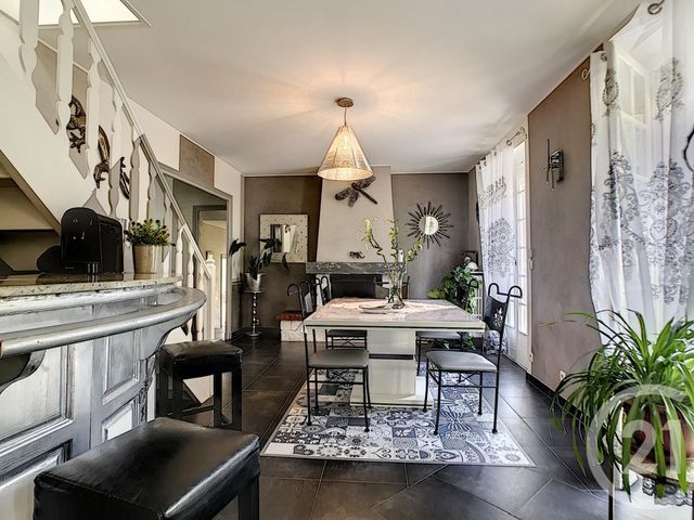maison à vendre - 6 pièces - 131.65 m2 - ESPALY ST MARCEL - 43 - AUVERGNE - Century 21 L'Agence Du Velay maison à vendre - 6 pièces - 131.65 m2 - ESPALY ST MARCEL - 43 - AUVERGNE - Century 21 L'Agence Du Velay
