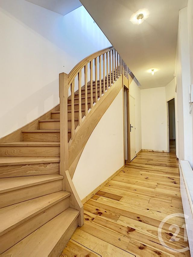 Appartement F4 à vendre - 4 pièces - 116.53 m2 - LE PUY EN VELAY - 43 - AUVERGNE - Century 21 L'Agence Du Velay Appartement F4 à vendre - 4 pièces - 116.53 m2 - LE PUY EN VELAY - 43 - AUVERGNE - Century 21 L'Agence Du Velay