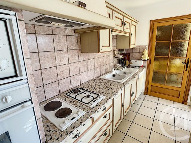 maison à vendre - 5 pièces - 125.56 m2 - BELLEVUE LA MONTAGNE - 43 - AUVERGNE - Century 21 L'Agence Du Velay maison à vendre - 5 pièces - 125.56 m2 - BELLEVUE LA MONTAGNE - 43 - AUVERGNE - Century 21 L'Agence Du Velay