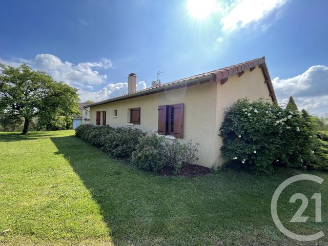 maison à vendre - 5 pièces - 125.56 m2 - BELLEVUE LA MONTAGNE - 43 - AUVERGNE - Century 21 L'Agence Du Velay maison à vendre - 5 pièces - 125.56 m2 - BELLEVUE LA MONTAGNE - 43 - AUVERGNE - Century 21 L'Agence Du Velay