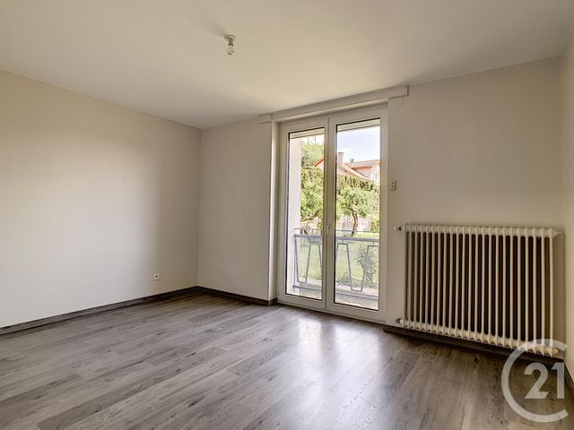 Afficher la photo en grand Appartement T4 à vendre - 5 pièces - 79.32 m2 - LE PUY EN VELAY - 43 - AUVERGNE - Century 21 L'Agence Du Velay