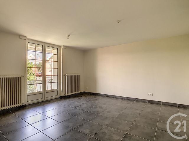 Afficher la photo en grand Appartement T4 à vendre - 5 pièces - 79.32 m2 - LE PUY EN VELAY - 43 - AUVERGNE - Century 21 L'Agence Du Velay