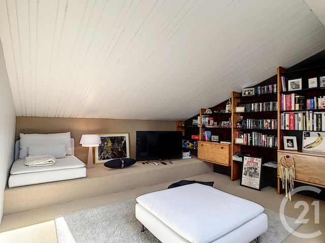 Afficher la photo en grand Appartement T4 à vendre - 5 pièces - 149.26 m2 - LE PUY EN VELAY - 43 - AUVERGNE - Century 21 L'Agence Du Velay