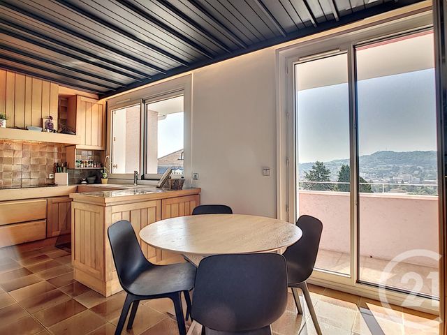 Afficher la photo en grand Appartement T4 à vendre - 5 pièces - 149.26 m2 - LE PUY EN VELAY - 43 - AUVERGNE - Century 21 L'Agence Du Velay