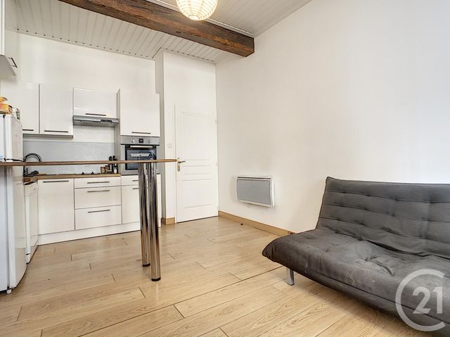Afficher la photo en grand Studio à vendre - 1 pièce - 28.14 m2 - LE PUY EN VELAY - 43 - AUVERGNE - Century 21 L'Agence Du Velay