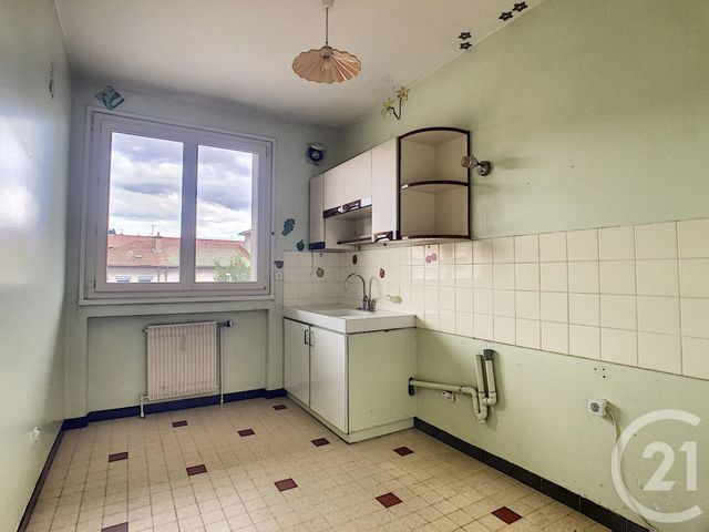 Afficher la photo en grand Appartement F2 à vendre - 2 pièces - 40.62 m2 - AIGUILHE - 43 - AUVERGNE - Century 21 L'Agence Du Velay