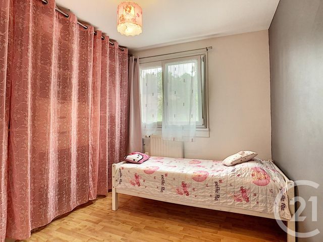 Afficher la photo en grand Appartement F3 à vendre - 4 pièces - 90.53 m2 - LE PUY EN VELAY - 43 - AUVERGNE - Century 21 L'Agence Du Velay