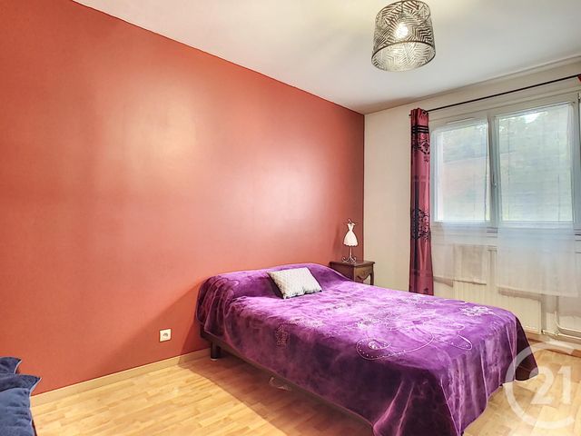 Afficher la photo en grand Appartement F3 à vendre - 4 pièces - 90.53 m2 - LE PUY EN VELAY - 43 - AUVERGNE - Century 21 L'Agence Du Velay
