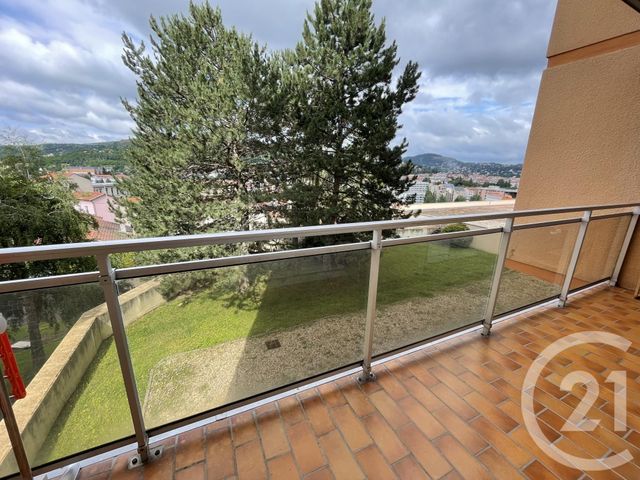 Afficher la photo en grand Appartement F3 à vendre - 4 pièces - 90.53 m2 - LE PUY EN VELAY - 43 - AUVERGNE - Century 21 L'Agence Du Velay