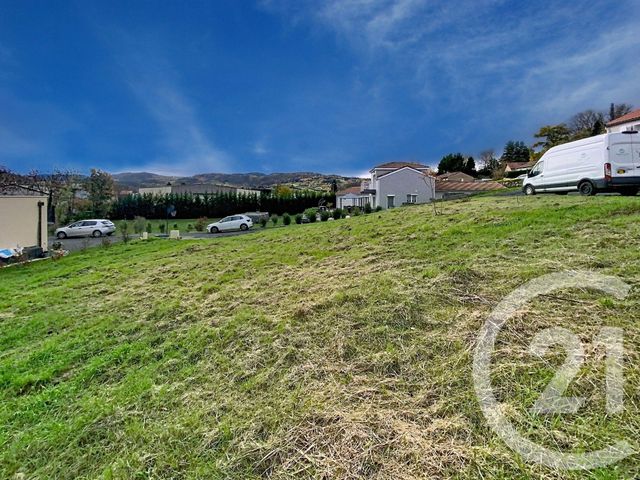 Afficher la photo en grand terrain à vendre - 587.0 m2 - COUBON - 43 - AUVERGNE - Century 21 L'Agence Du Velay