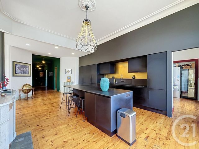 Appartement T5 à vendre - 6 pièces - 256.09 m2 - LE PUY EN VELAY - 43 - AUVERGNE - Century 21 L'Agence Du Velay