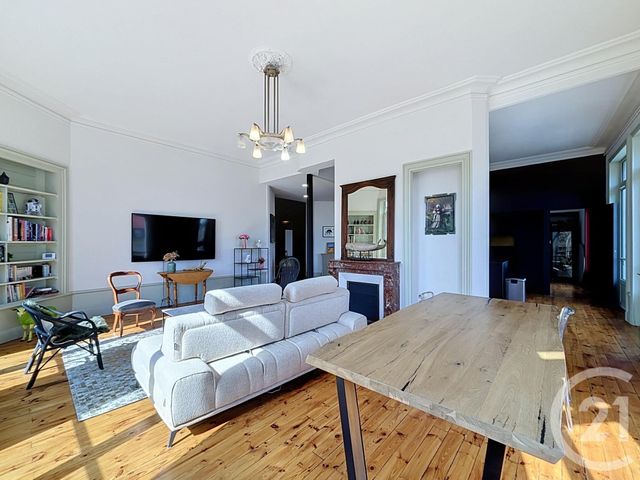 Appartement T5 à vendre - 6 pièces - 256.09 m2 - LE PUY EN VELAY - 43 - AUVERGNE - Century 21 L'Agence Du Velay
