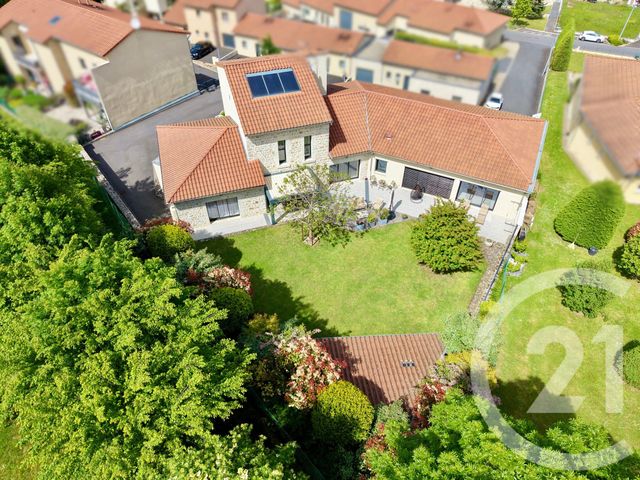 maison à vendre - 5 pièces - 292.23 m2 - ST GERMAIN LAPRADE - 43 - AUVERGNE - Century 21 L'Agence Du Velay
