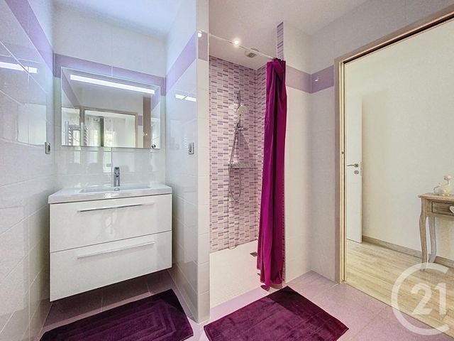 maison à vendre - 5 pièces - 292.23 m2 - ST GERMAIN LAPRADE - 43 - AUVERGNE - Century 21 L'Agence Du Velay