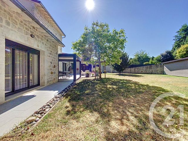 maison à vendre - 5 pièces - 292.23 m2 - ST GERMAIN LAPRADE - 43 - AUVERGNE - Century 21 L'Agence Du Velay