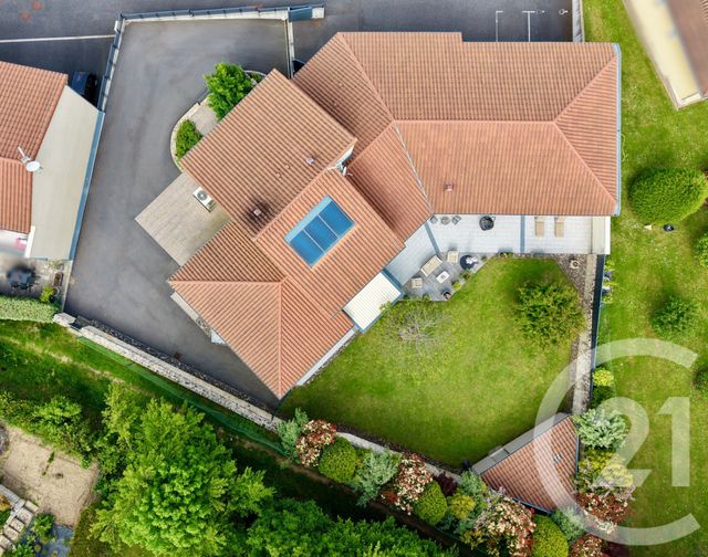 maison à vendre - 5 pièces - 292.23 m2 - ST GERMAIN LAPRADE - 43 - AUVERGNE - Century 21 L'Agence Du Velay