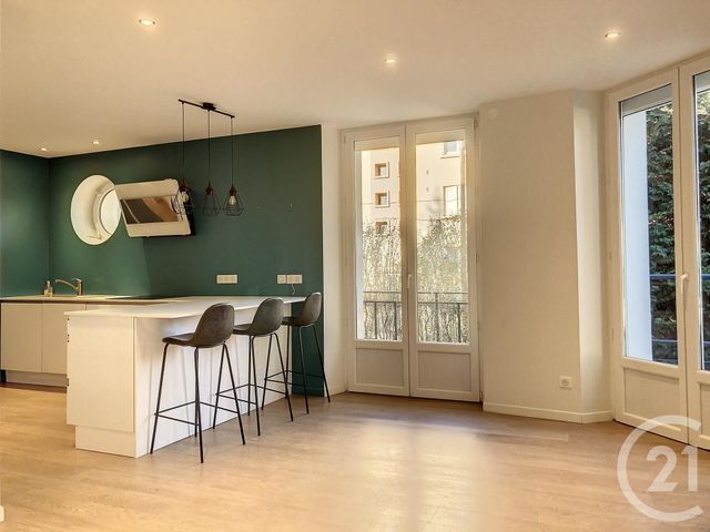 Appartement F5 à vendre - 6 pièces - 150.0 m2 - VALS PRES LE PUY - 43 - AUVERGNE - Century 21 L'Agence Du Velay
