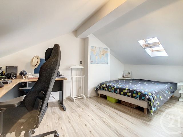 Appartement F3 à vendre - 3 pièces - 68.05 m2 - BRIVES CHARENSAC - 43 - AUVERGNE - Century 21 L'Agence Du Velay