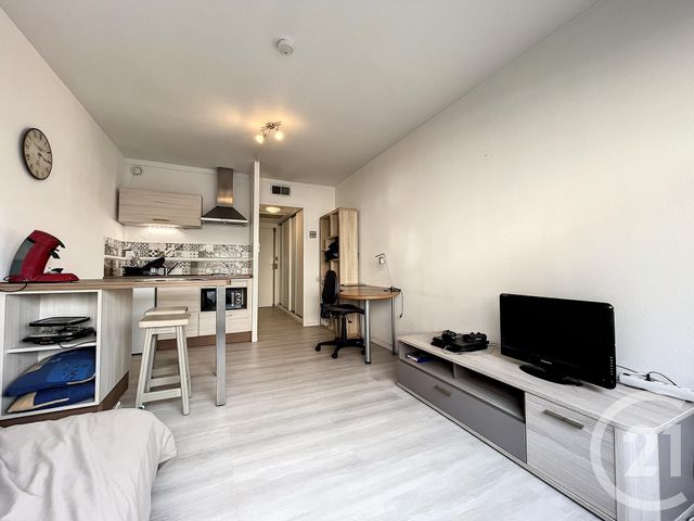Studio à vendre - 1 pièce - 23.0 m2 - LE PUY EN VELAY - 43 - AUVERGNE - Century 21 L'Agence Du Velay