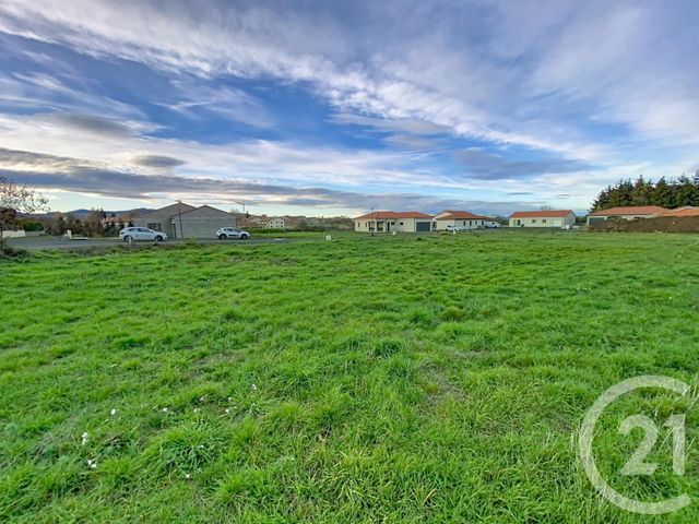 terrain à vendre - 811.0 m2 - ST CHRISTOPHE SUR DOLAISON - 43 - AUVERGNE - Century 21 L'Agence Du Velay