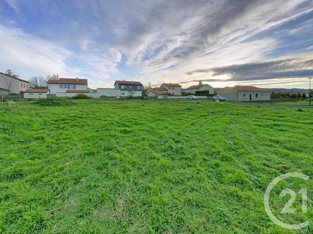 terrain à vendre - 816.0 m2 - ST CHRISTOPHE SUR DOLAISON - 43 - AUVERGNE - Century 21 L'Agence Du Velay