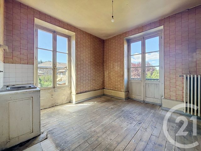 maison à vendre - 8 pièces - 330.02 m2 - ST JULIEN CHAPTEUIL - 43 - AUVERGNE - Century 21 L'Agence Du Velay