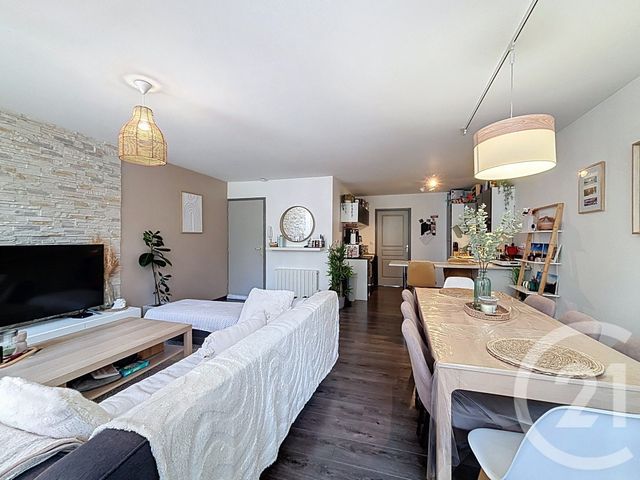 Appartement F3 à vendre - 3 pièces - 66.35 m2 - ESPALY ST MARCEL - 43 - AUVERGNE - Century 21 L'Agence Du Velay