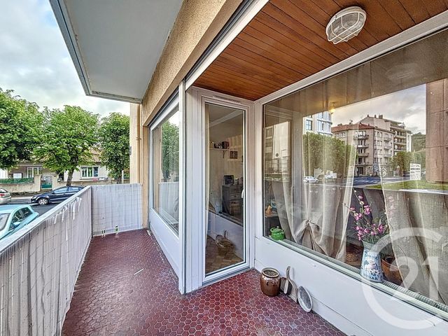 Appartement F2 à vendre VALS PRES LE PUY