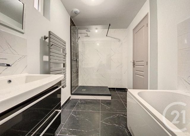 Appartement F4 à vendre - 5 pièces - 114.69 m2 - LE PUY EN VELAY - 43 - AUVERGNE - Century 21 L'Agence Du Velay