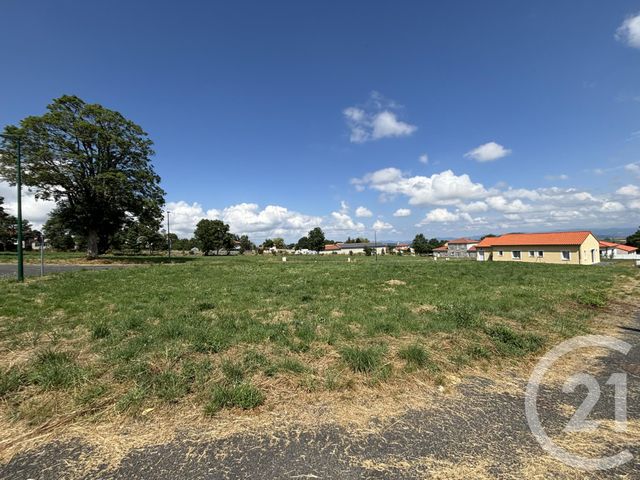 terrain à vendre - 830.0 m2 - CAYRES - 43 - AUVERGNE - Century 21 L'Agence Du Velay