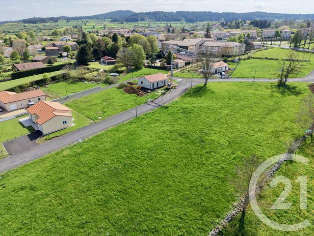 terrain à vendre - 830.0 m2 - CAYRES - 43 - AUVERGNE - Century 21 L'Agence Du Velay