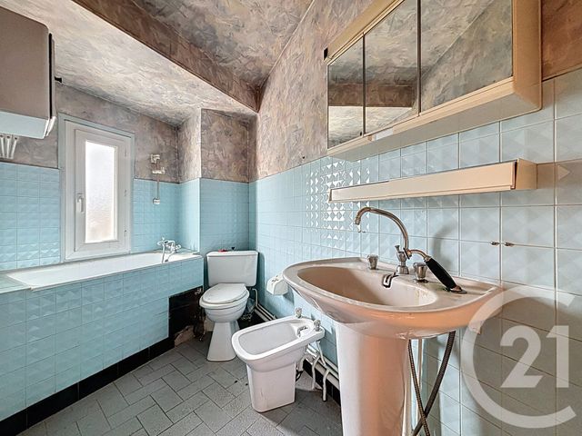 maison à vendre - 6 pièces - 196.0 m2 - LANTRIAC - 43 - AUVERGNE - Century 21 L'Agence Du Velay