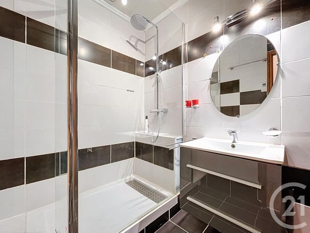 Appartement à vendre - 5 pièces - 143.74 m2 - LE PUY EN VELAY - 43 - AUVERGNE - Century 21 L'Agence Du Velay