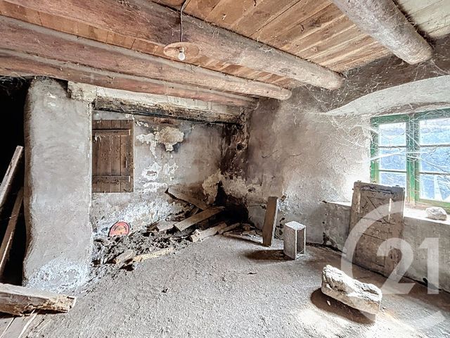 Afficher la photo en grand maison à vendre - 2 pièces - 374.0 m2 - BAINS - 43 - AUVERGNE - Century 21 L'Agence Du Velay