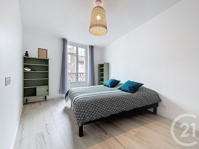 Appartement T5 à vendre - 5 pièces - 182.58 m2 - ESPALY ST MARCEL - 43 - AUVERGNE - Century 21 L'Agence Du Velay