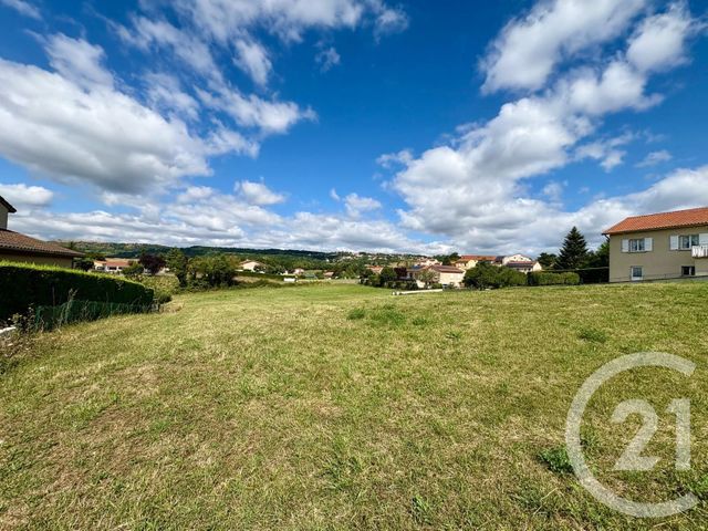 terrain - LE MONTEIL - 43
