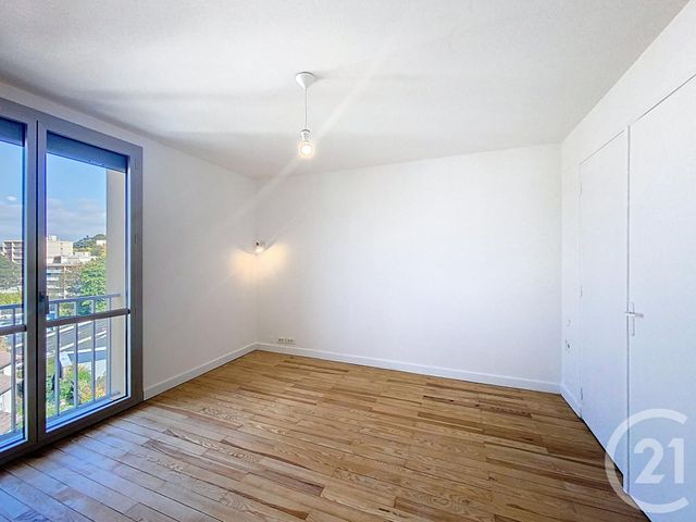 Afficher la photo en grand Appartement F3 à vendre - 3 pièces - 67.25 m2 - LE PUY EN VELAY - 43 - AUVERGNE - Century 21 L'Agence Du Velay