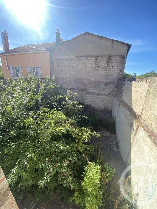 Appartement à vendre - 2 pièces - 80.0 m2 - COSTAROS - 43 - AUVERGNE - Century 21 L'Agence Du Velay