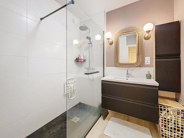 Afficher la photo en grand Appartement F3 à vendre - 4 pièces - 67.52 m2 - LE PUY EN VELAY - 43 - AUVERGNE - Century 21 L'Agence Du Velay