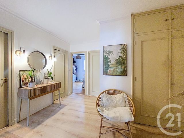 Afficher la photo en grand Appartement F3 à vendre - 4 pièces - 67.52 m2 - LE PUY EN VELAY - 43 - AUVERGNE - Century 21 L'Agence Du Velay