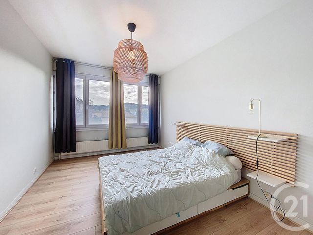 Appartement T4 à vendre - 5 pièces - 94.42 m2 - LE PUY EN VELAY - 43 - AUVERGNE - Century 21 L'Agence Du Velay