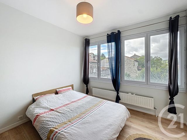 Appartement T4 à vendre - 5 pièces - 94.42 m2 - LE PUY EN VELAY - 43 - AUVERGNE - Century 21 L'Agence Du Velay