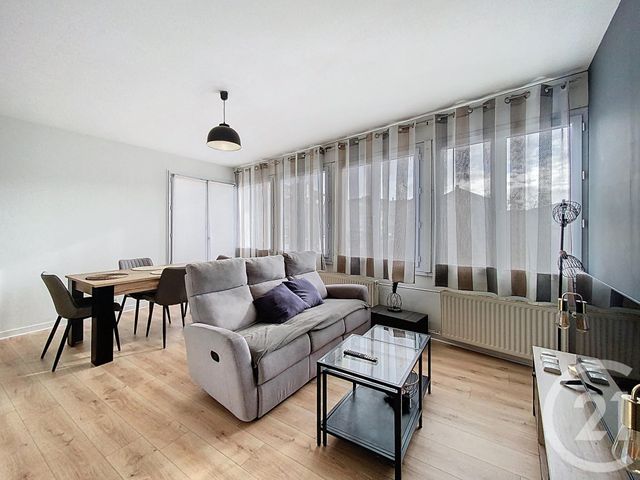 Appartement T4 à vendre - 5 pièces - 94.42 m2 - LE PUY EN VELAY - 43 - AUVERGNE - Century 21 L'Agence Du Velay