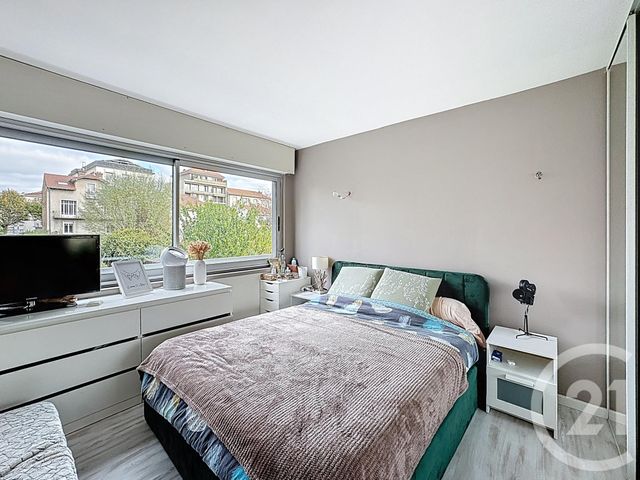 Appartement F2 à vendre - 3 pièces - 57.62 m2 - VALS PRES LE PUY - 43 - AUVERGNE - Century 21 L'Agence Du Velay