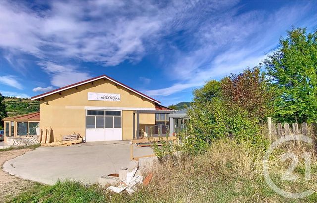 maison à vendre - 4 pièces - 360.0 m2 - ROSIERES - 43 - AUVERGNE - Century 21 L'Agence Du Velay