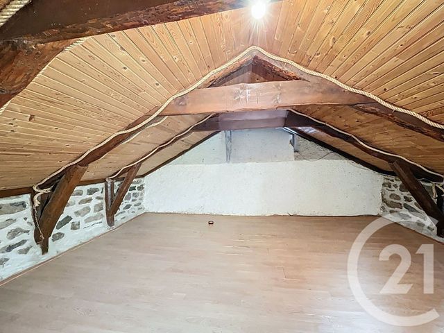 maison à vendre - 5 pièces - 118.33 m2 - ST JULIEN CHAPTEUIL - 43 - AUVERGNE - Century 21 L'Agence Du Velay