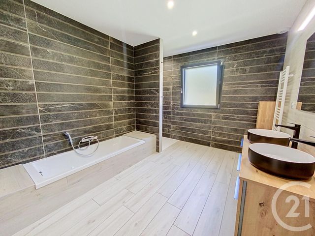 maison à vendre - 5 pièces - 135.0 m2 - ST HOSTIEN - 43 - AUVERGNE - Century 21 L'Agence Du Velay