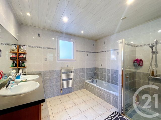 maison à vendre - 4 pièces - 141.0 m2 - BLAVOZY - 43 - AUVERGNE - Century 21 L'Agence Du Velay